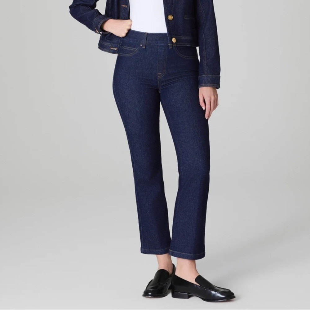 Spanx Cropped Kick Flare Jeans Womens Small‎ Raw Indigo Wash Pull On 20699R